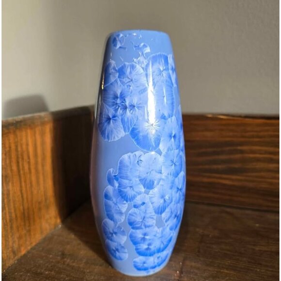 Chinese Porcelain Blue Crystalline Glaze Vase - Picture 1 of 6